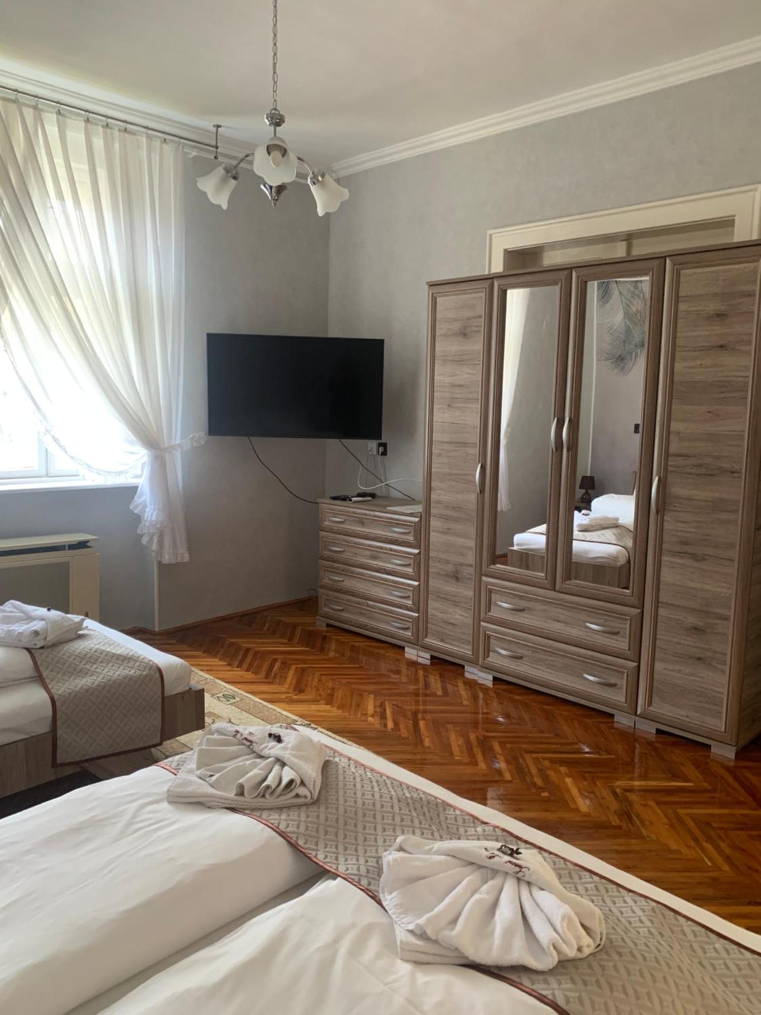 Szent István Wellness Panzió Makó Exterior foto
